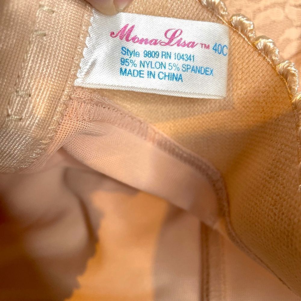 Vintage Nude Color Bustier Bra 🤍 - Picture 5 of 5